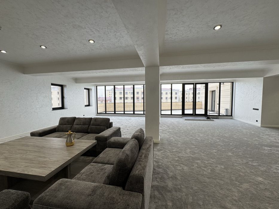 Bino ijaraga berialdi 4 qavat+padvol 1277 mt2 Nurafshon kocha 1-linya