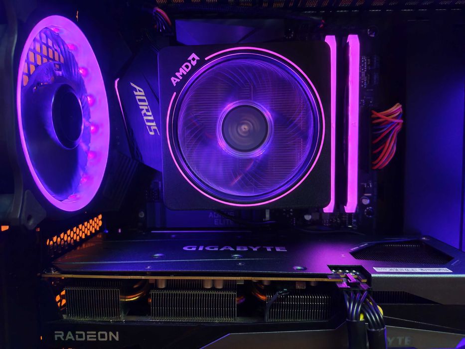 PC Gaming ca nou – Ryzen 5600X, RX 6600 XT 8GB, 32GB RGB, X570 AORUS