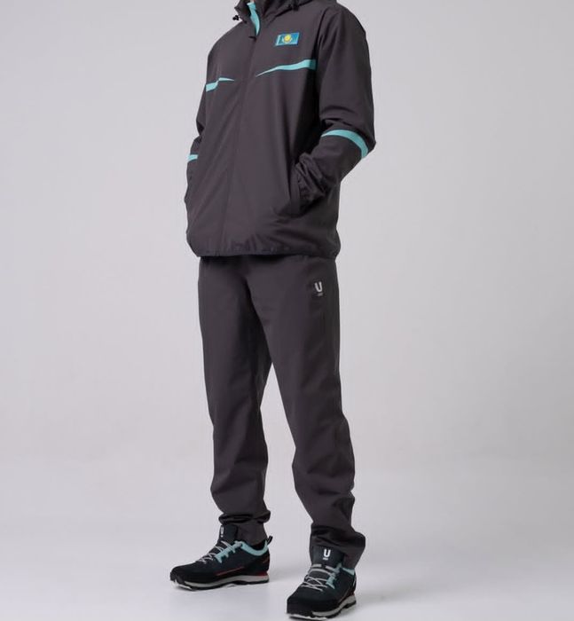 Спортивный костюм