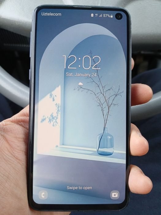 Samsung Galaxy S10e