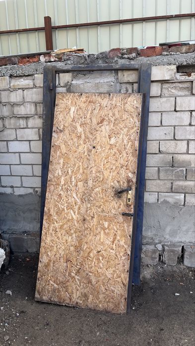 продам две двери