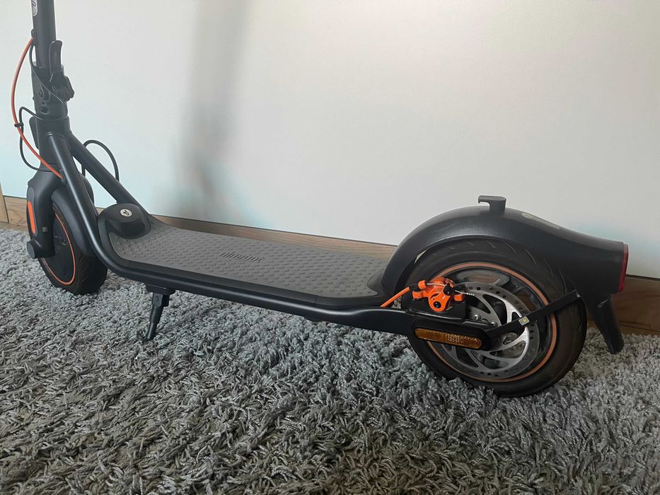 Segway - Ninebot Kickscooter F40E