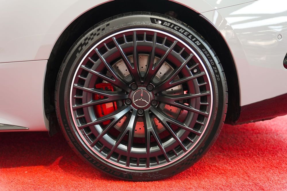 Новый «Mercedes-AMG CLE 53 TURBO 4MATIC+