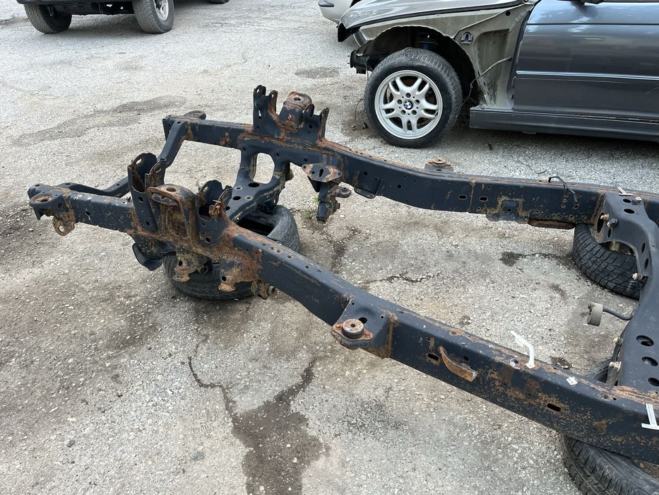 Шаси за Toyota Land Cruiser 100