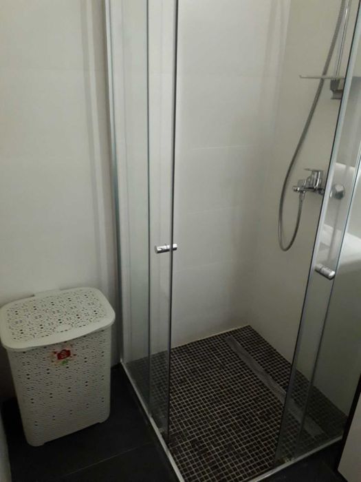 Inchiriez garsoniera in Zoriior