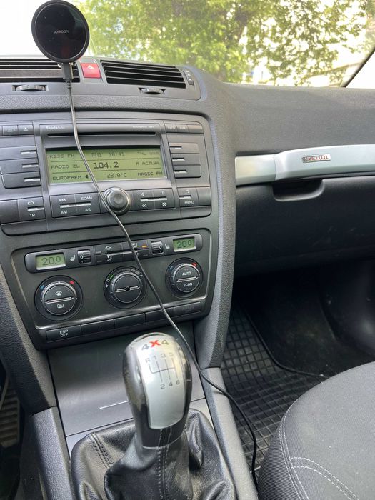 Skoda Octavia Scout 4x4 2.0 TDI 140 CP – Intretinuta ,Istoric Complet