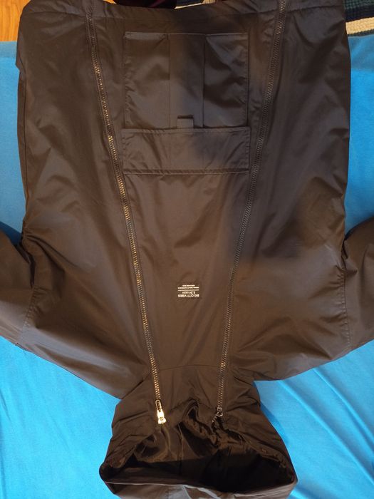 Преходно яке reserved