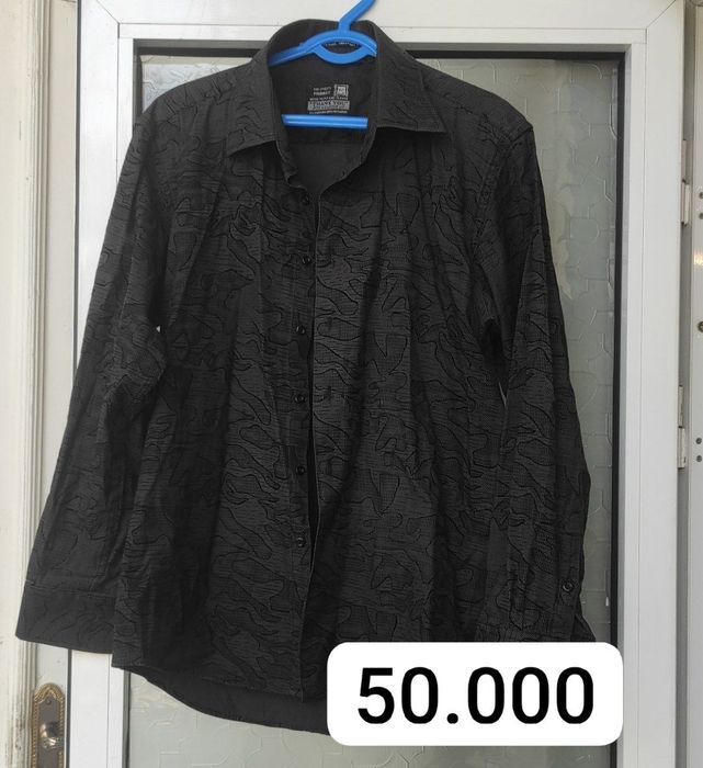 Qalin kiyimlar kurtka pidjakla