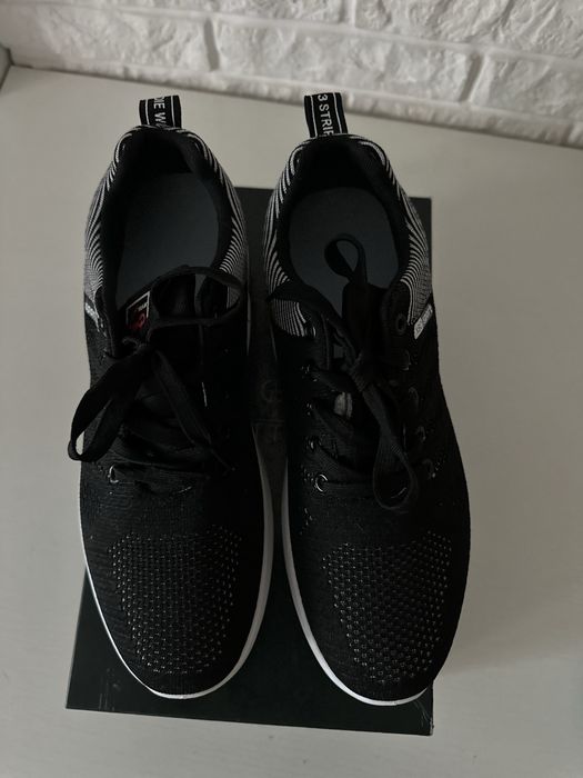 Кроссовки 43-44 р-р