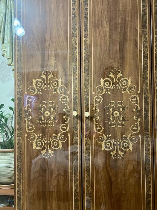 Шкаф для спальни,зала.