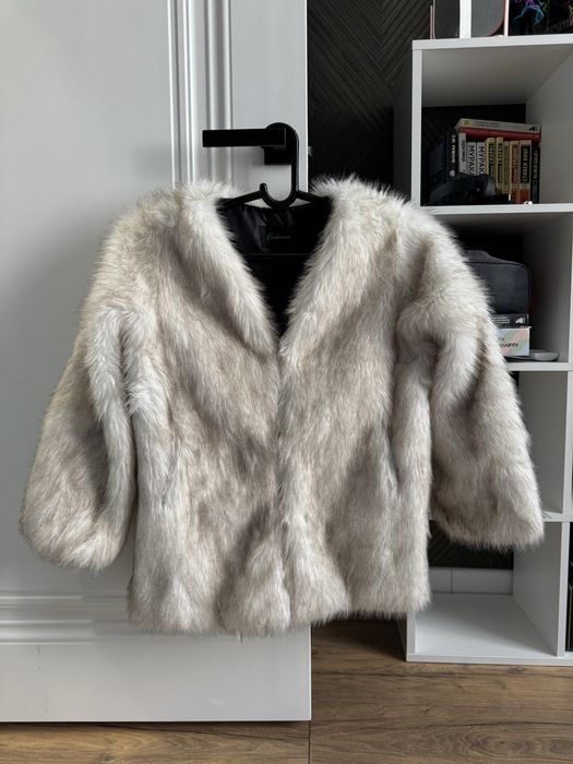 Продам куртки зимние