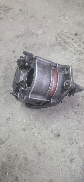 Генератор на машину