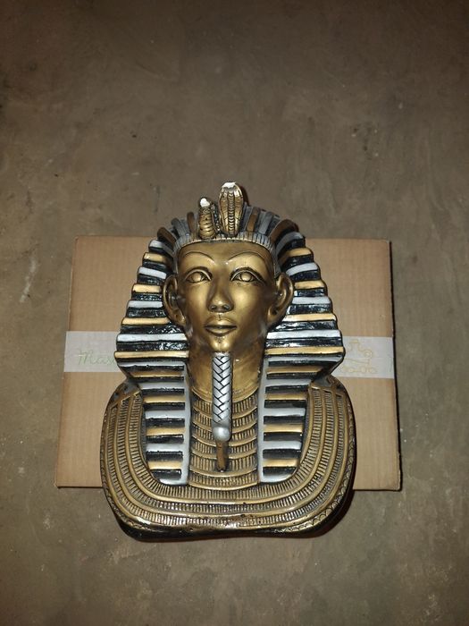 Bust Tutankhamon