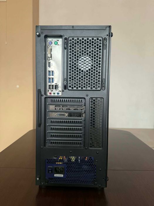 Gaming компютър за игра