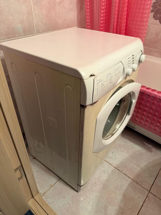 Продам стиральную машину