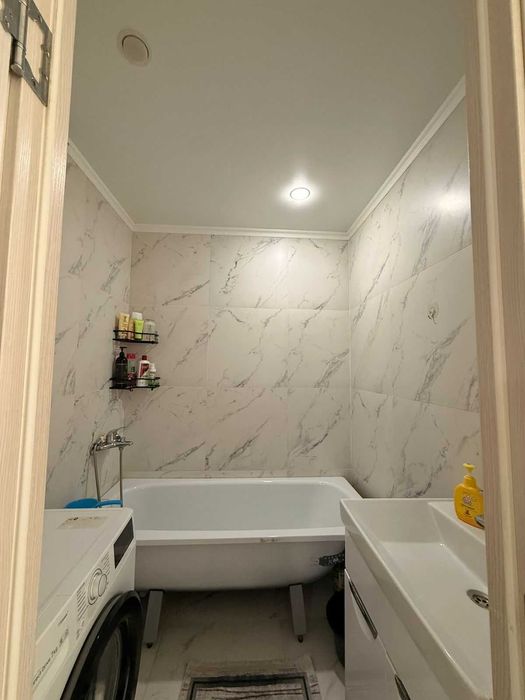 продается 2 ком квартира район Петровского