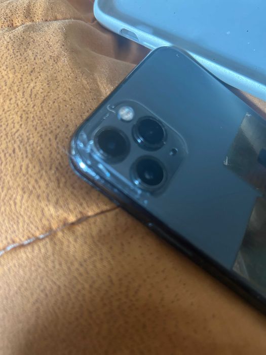 Iphone 11 pro със забележки