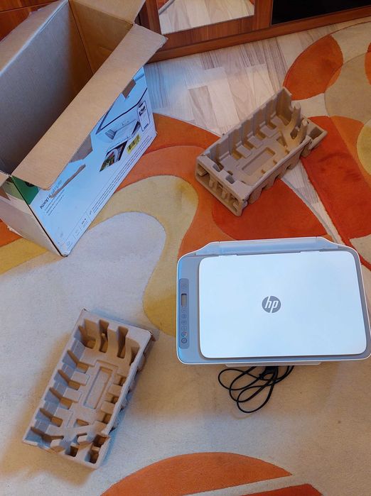 HP DeskJet 2820e All-in-One NOUA la cutie