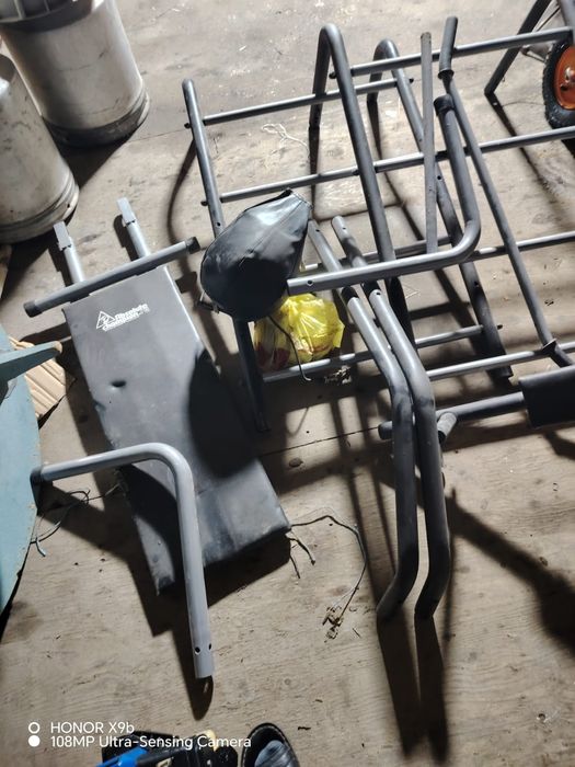 Продам многофункциональный турник