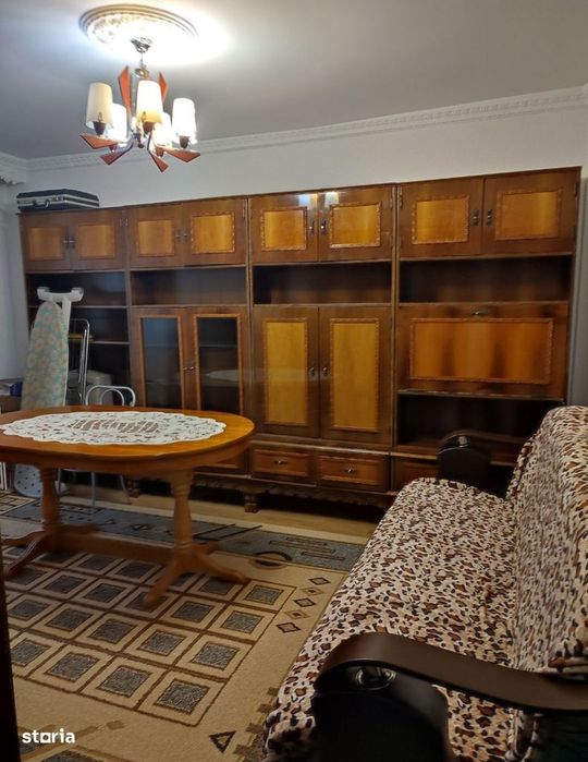Zamca-Apartament 2 camere decomandat,centrala,69000Euro