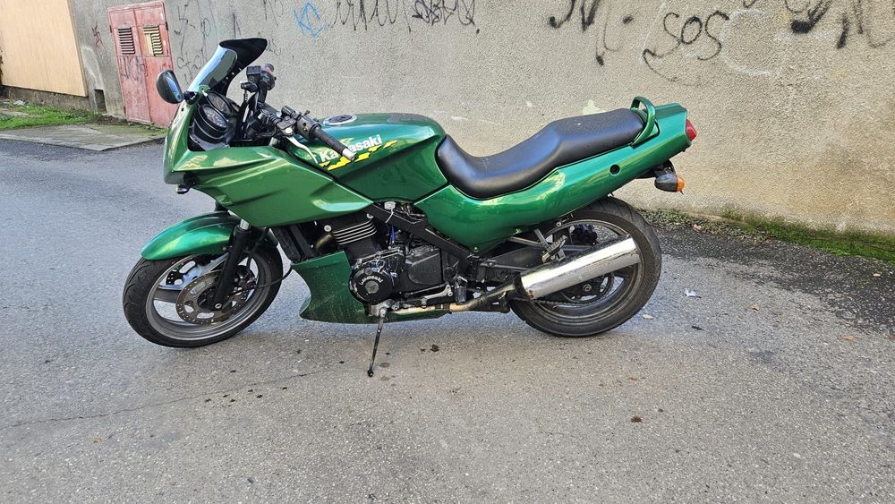 Kawasaki gpz500s
