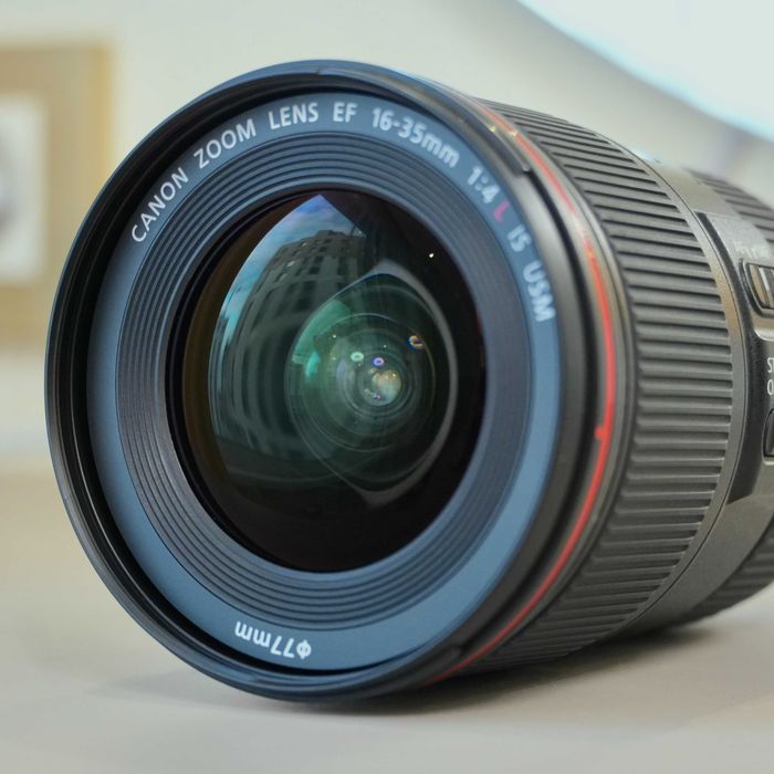 Canon EF 16-35mm f4 L IS USM