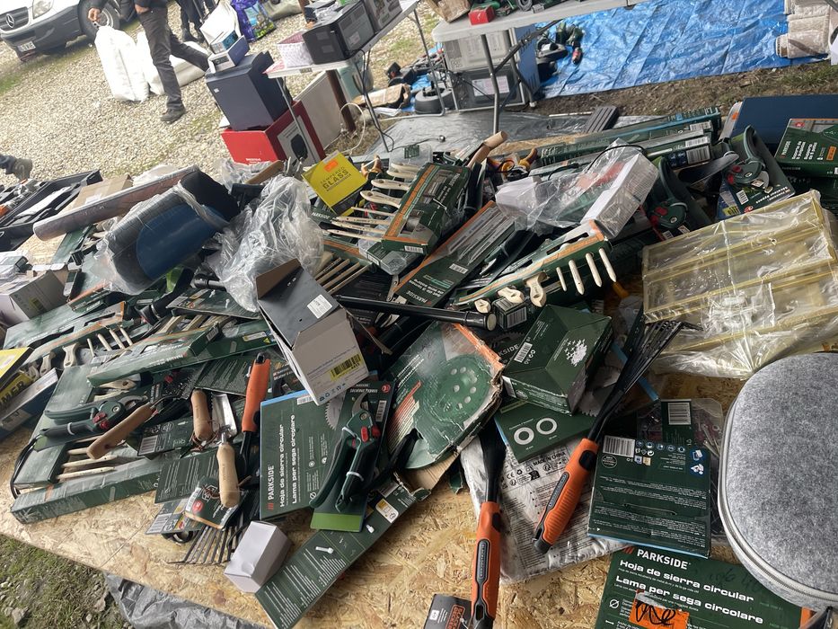 Marfa pentru targ Parkside  Angro totul NOU !!