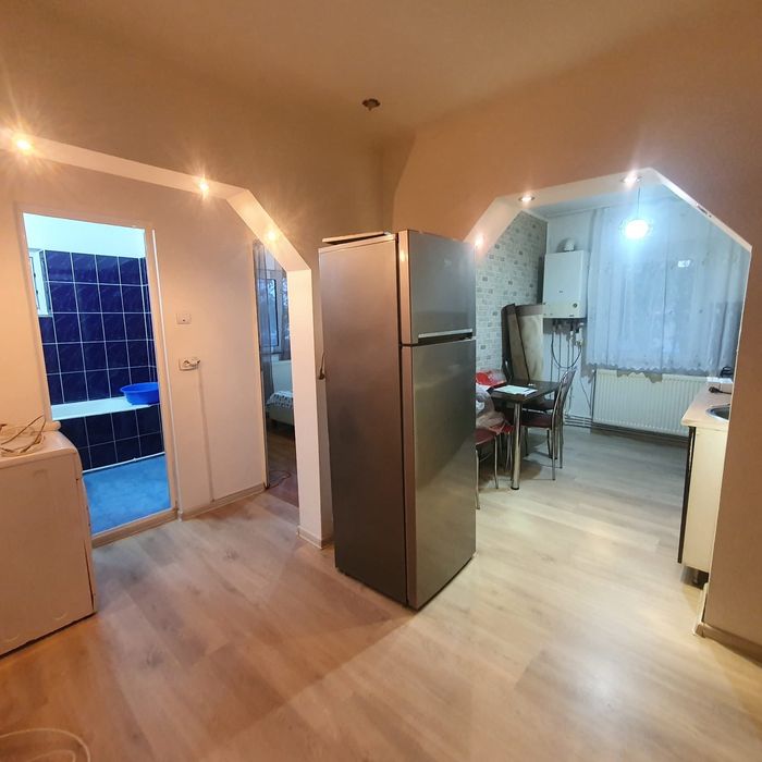 Inchiriez apartament 2 camere mobilat utilat