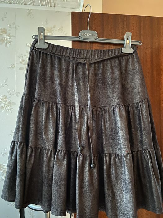 Fustă plisată catifelată/ rochite