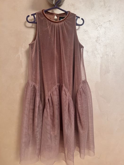 Платье Zara (рост 116-на 5-6 лет )