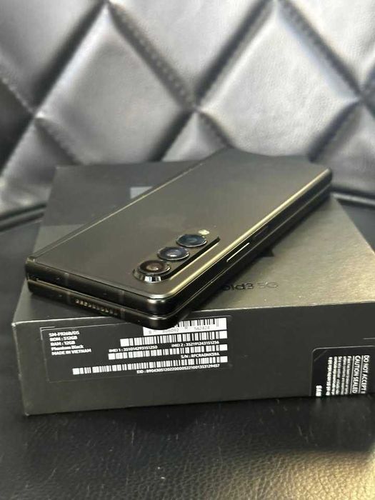 Samsung Fold 3 12 /512GB