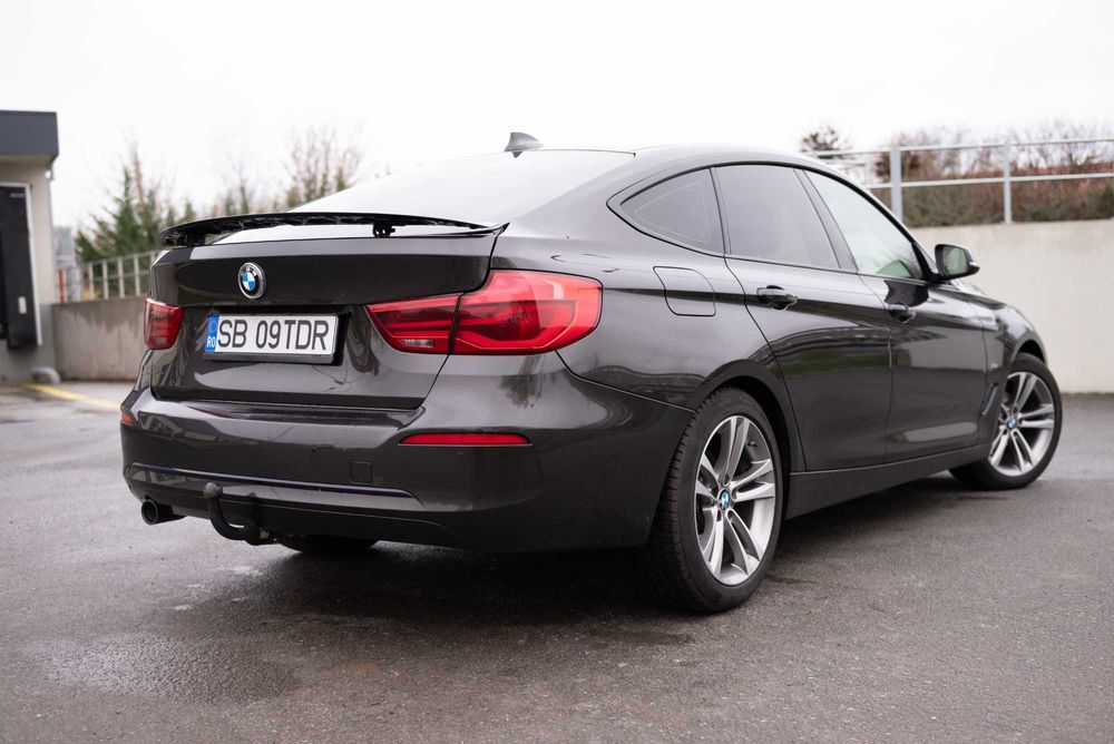 BMW 3 Series 2018 — imagine 19