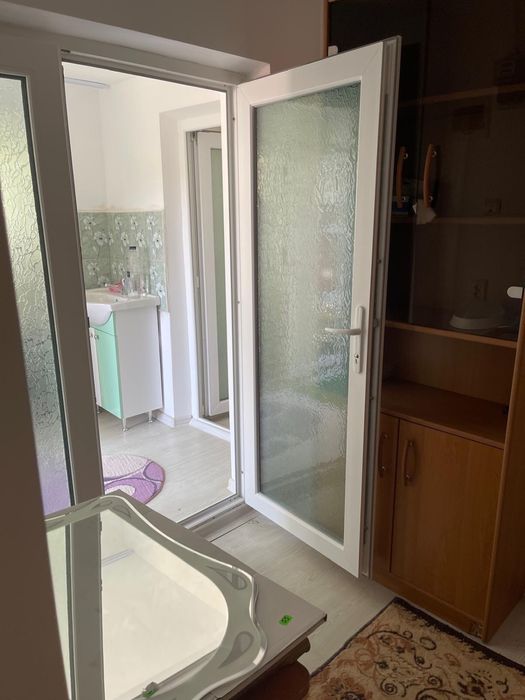 PROPRIETAR vând casă ultracentral în Tecuci 3 camere