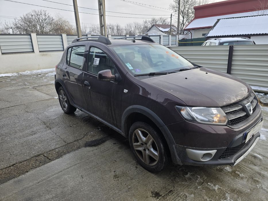 Dacia Sandero stepway 2016  0.9 TCE Ac navi Usor avariat