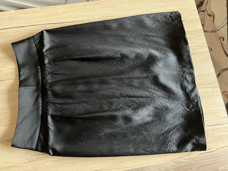 Дамски поли и блузки ,размер М