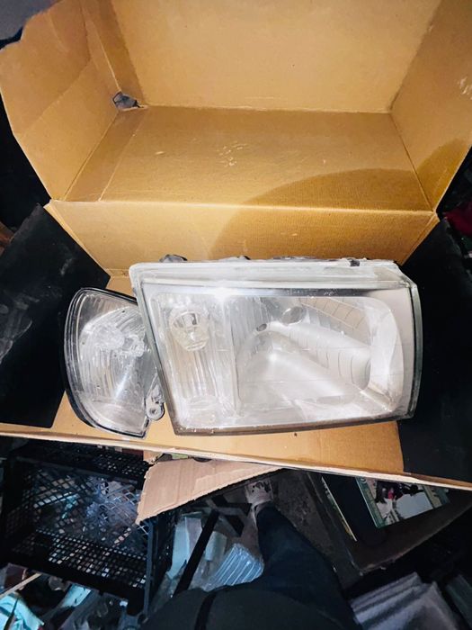 Фары на тайота 100