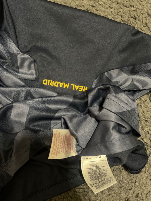 Adidas Emirates тениска