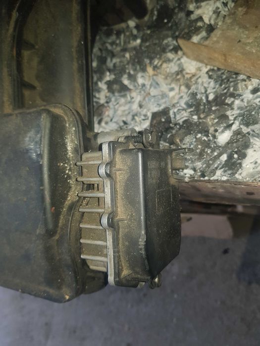 Впускной коллектор на Chrysler 300 C