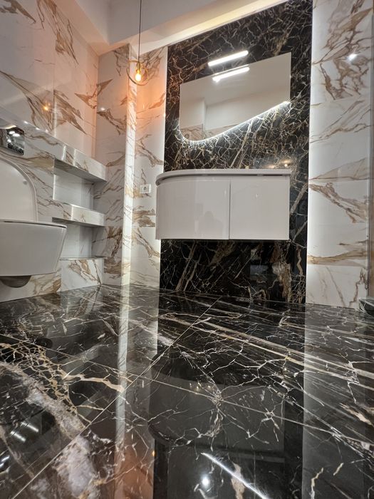 INCHIRIEZ/Regim hotelier apartament cu terasa vedere la mare/lac