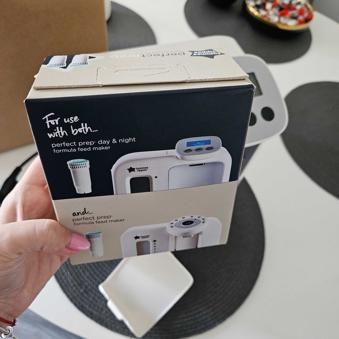 TOMMEE TIPPEE Електрически уред за приготвяне на адаптирано мляко