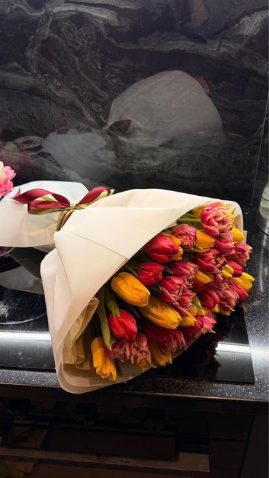 Букет тюльпаны  51штука г.Алматы