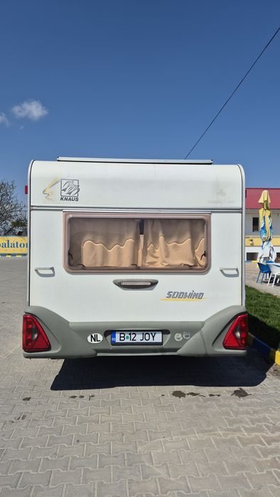 Rulota Knaus 550 2001, panouri, cort