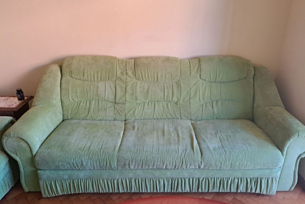 Set canapea 3 locuri+2 fotolii  + canapea 2 locuri