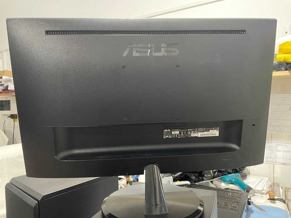 Vand laptop ASUS si monitoare