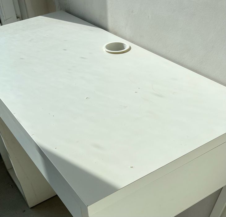 Бюро Ikea Micke бяло
