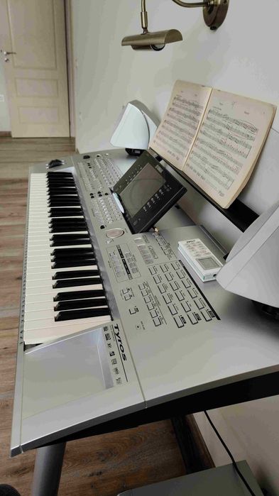 синтезатор yamaha tyros 1
