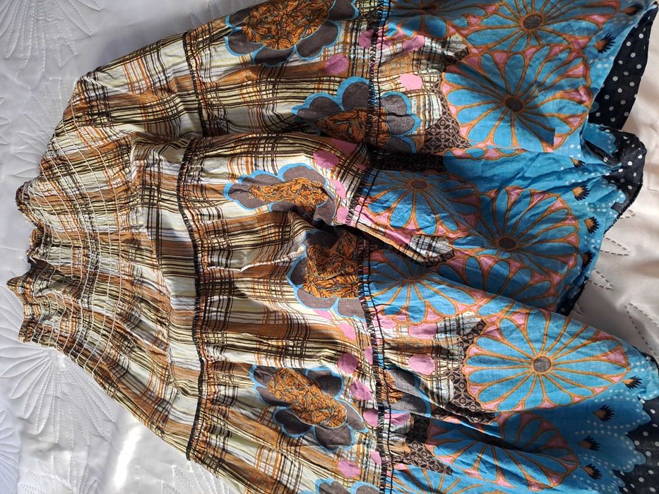 Rochie deasupra la sani cu elastic impecabila