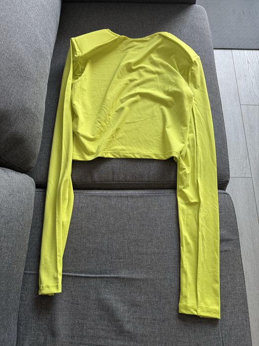 Топ с дълъг ръкав