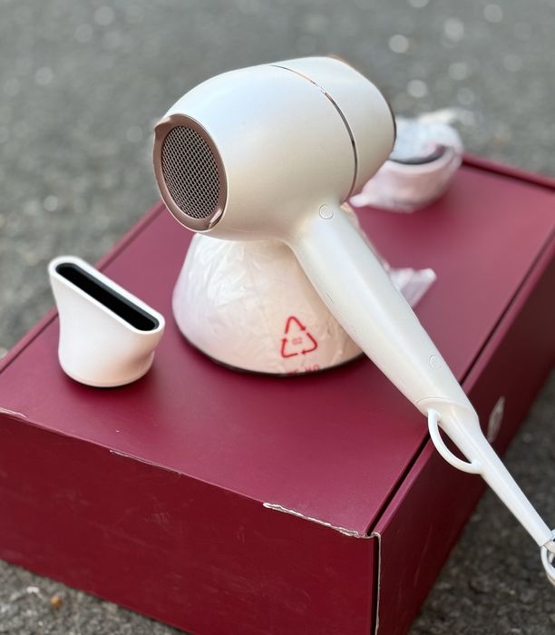 Сешоар Philips Prestige BHD628/00, SenseIQ сензор