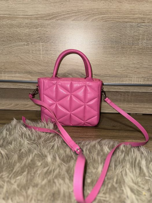 Розова кожена чанта